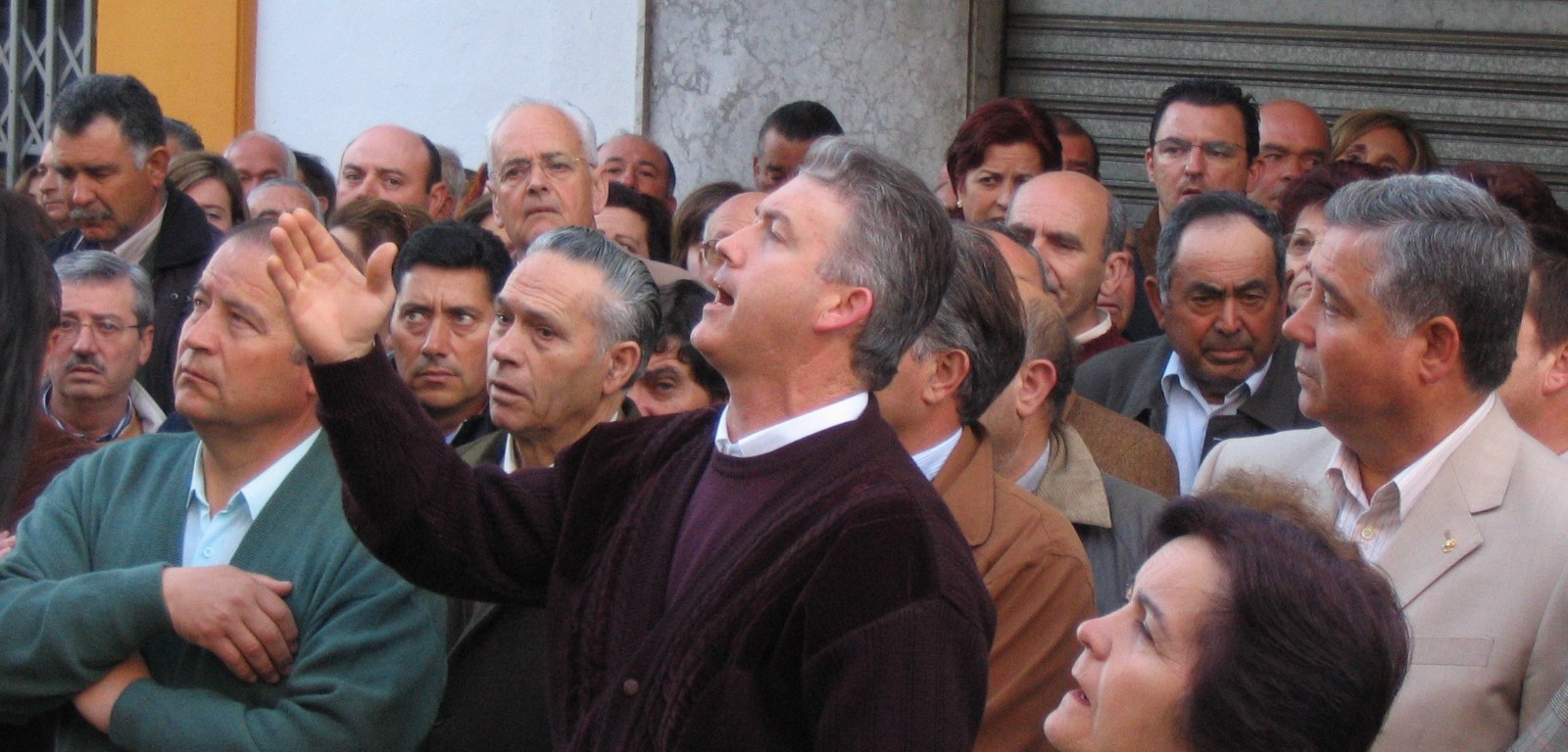 Madrugada en Marchena. Cantando saeta antigua